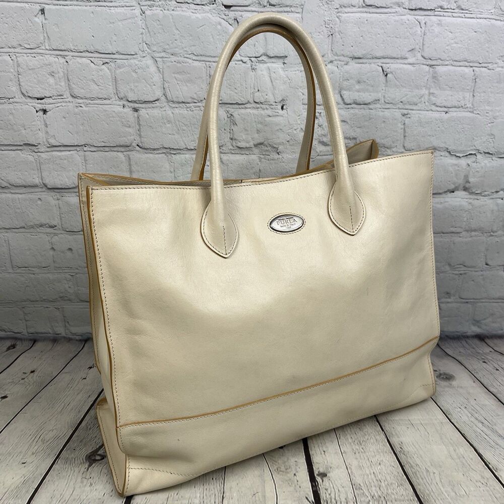 Furla Leather Top Handle Bag Cream Tote Shoulder Large Magnetic Closure Pockets